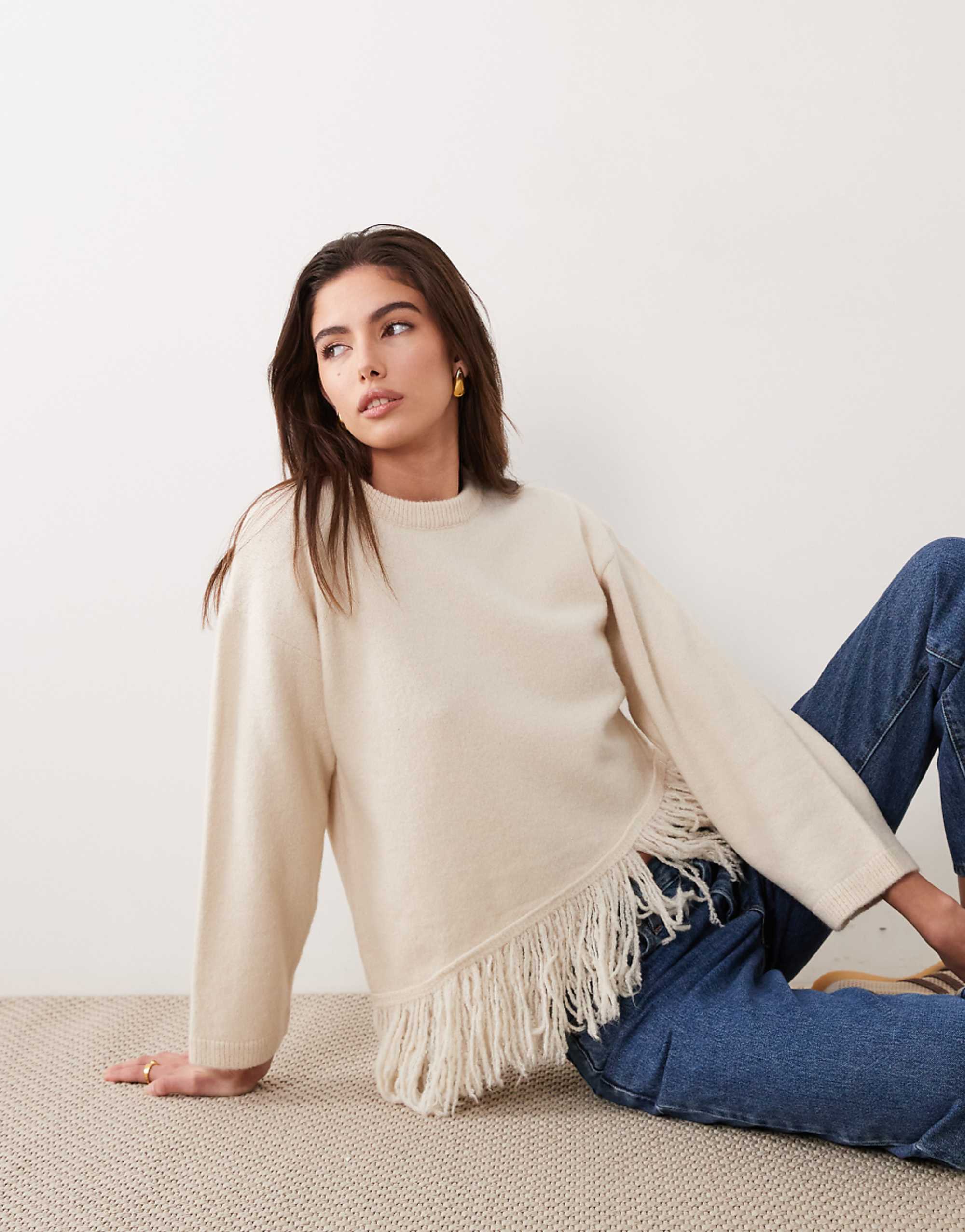 Asos Design 米色流蘇不對稱下擺針織毛衣