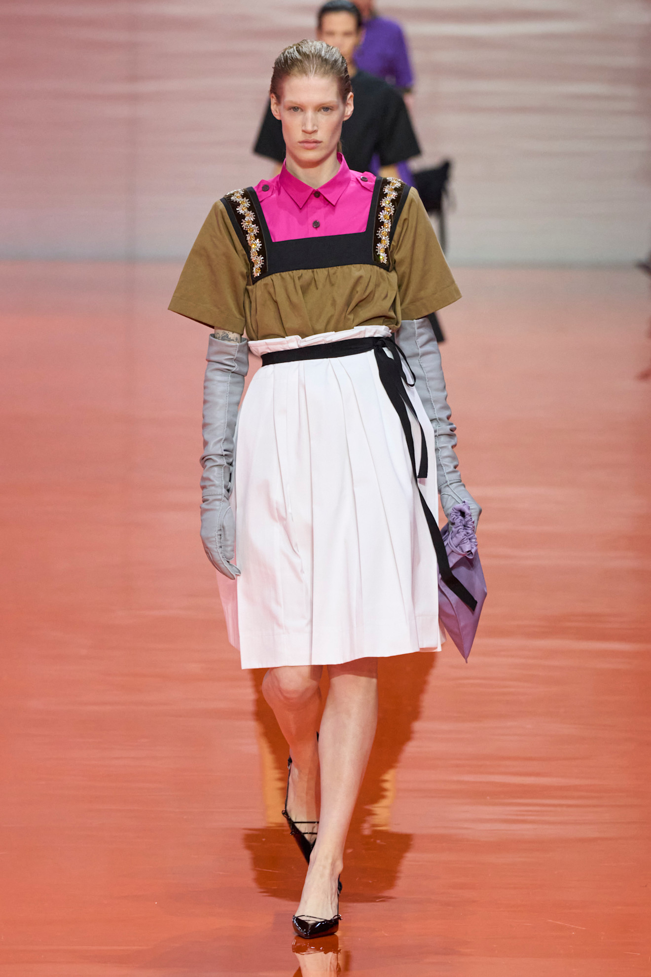 Prada 2026 春夏秀場模特兒。