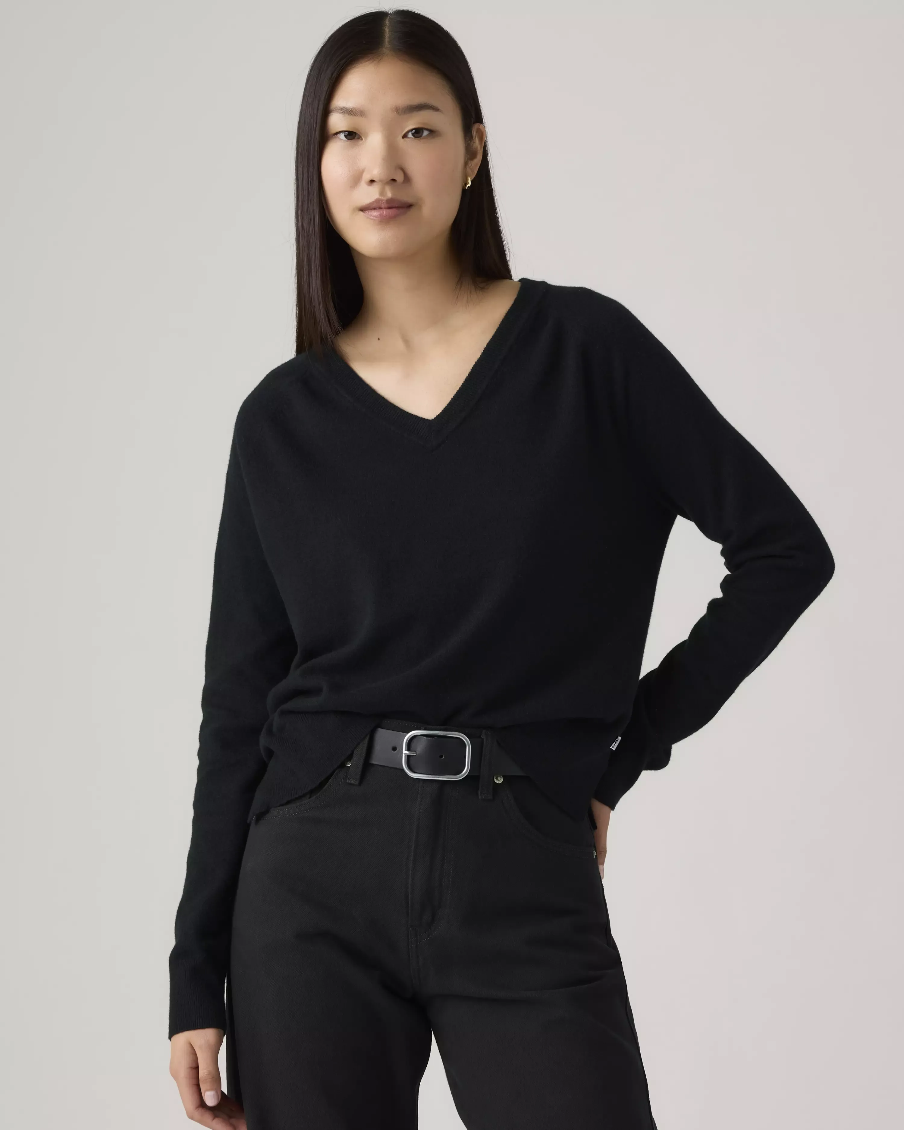 Levi's，超柔軟 V 領套頭毛衣