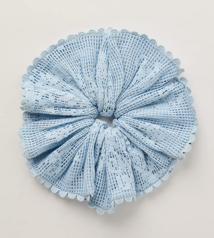 自由人，Aurette Scrunchie