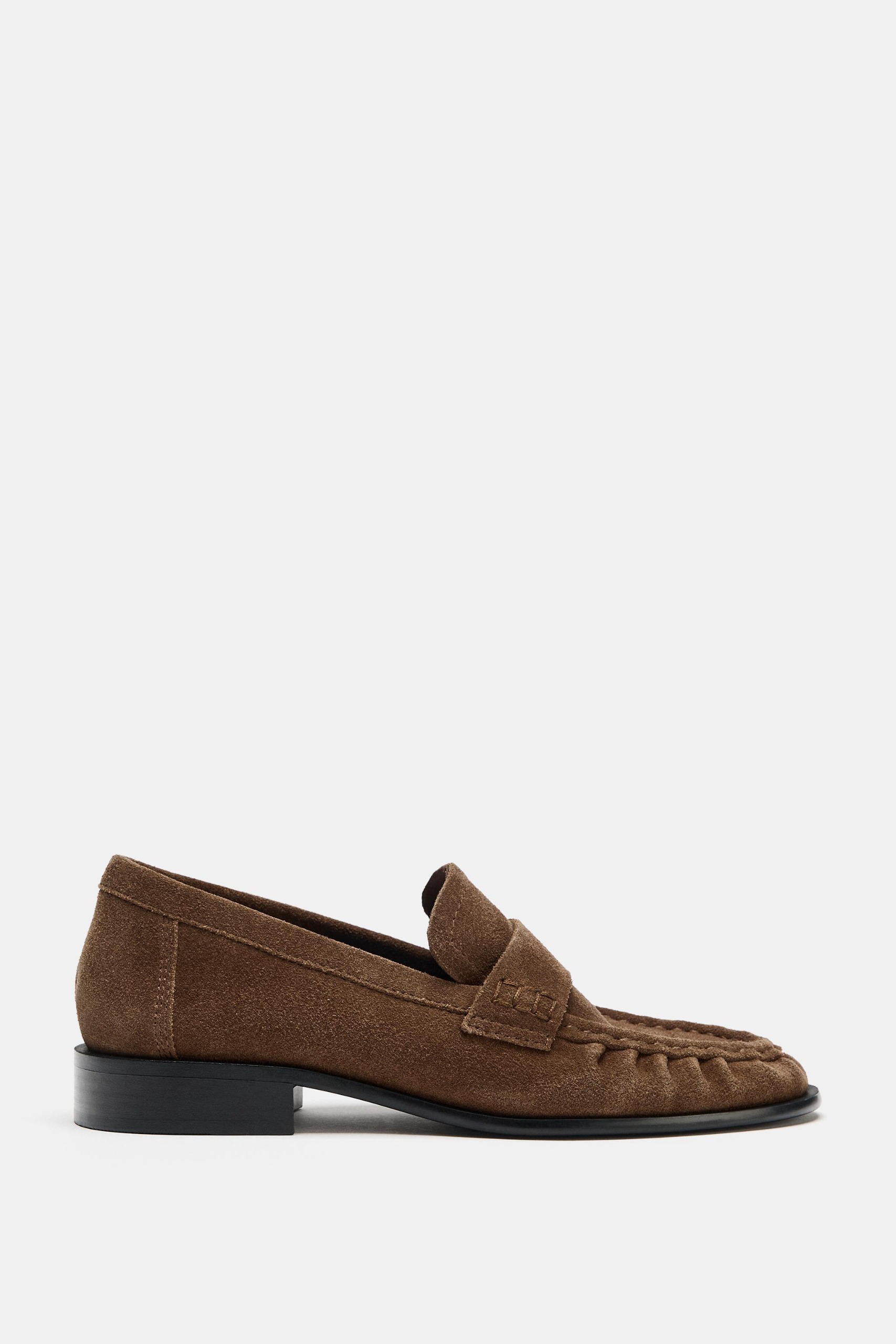 ZARA，麂皮樂福鞋