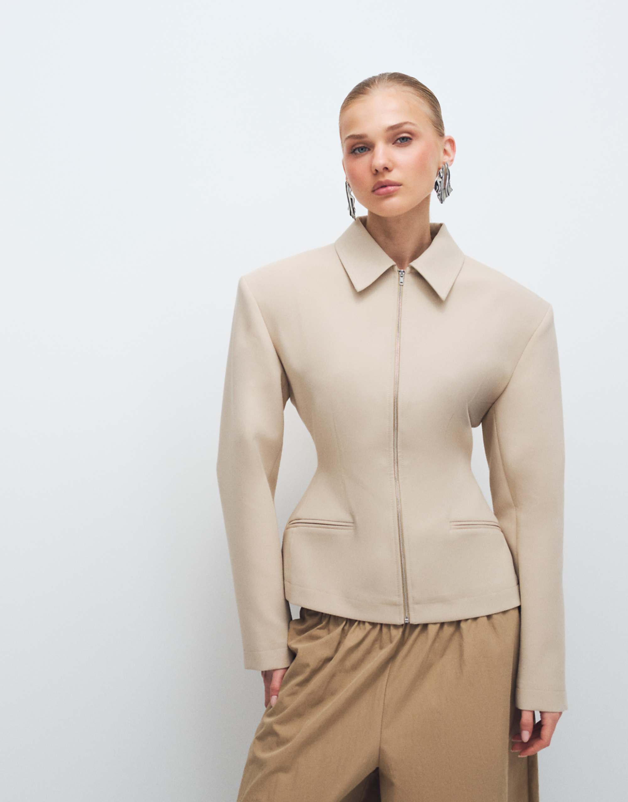 Asos Design 精裁駝色束腰拉鍊夾克
