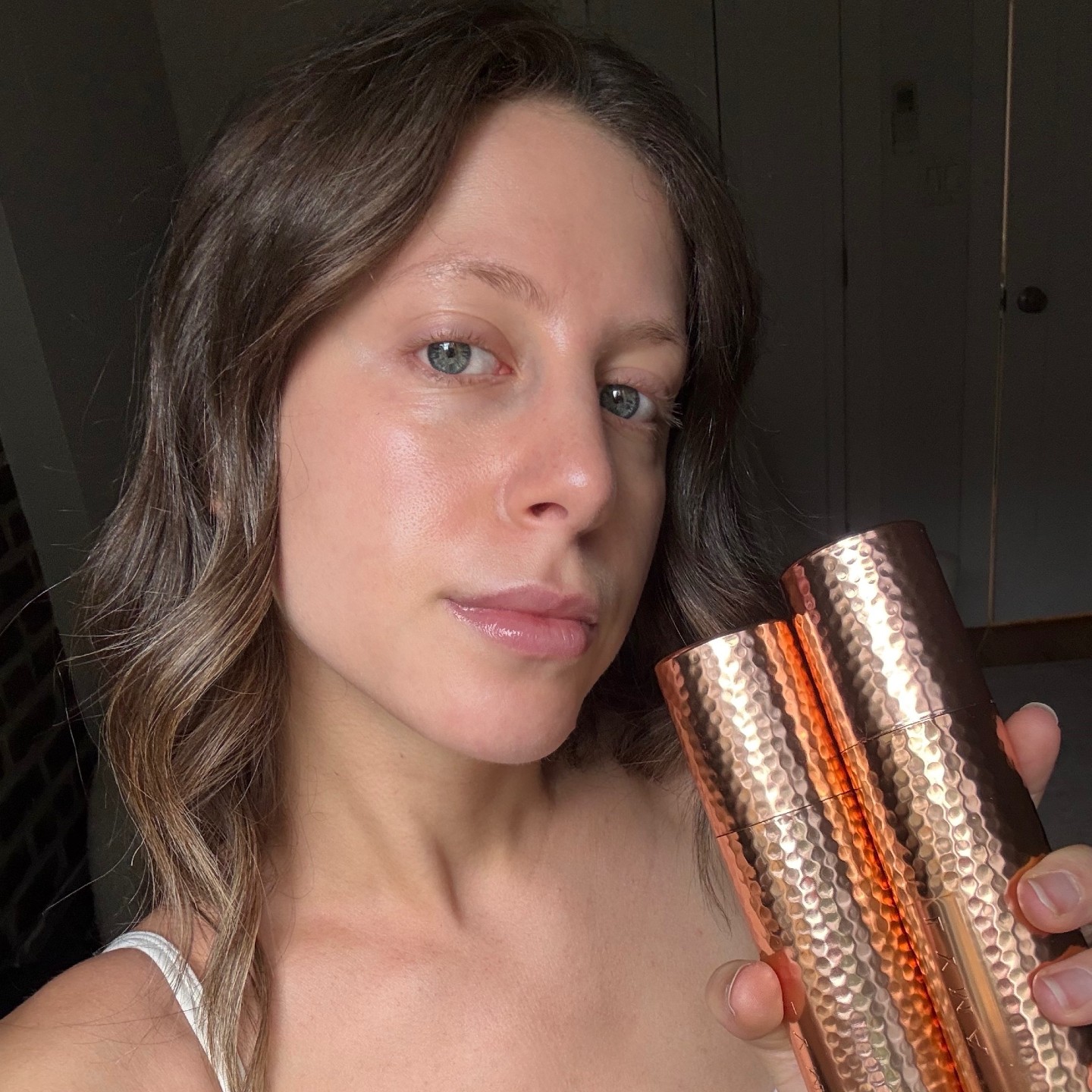 Jamie Chevron 使用 Lyma's Power Youth Skincare 的自拍照