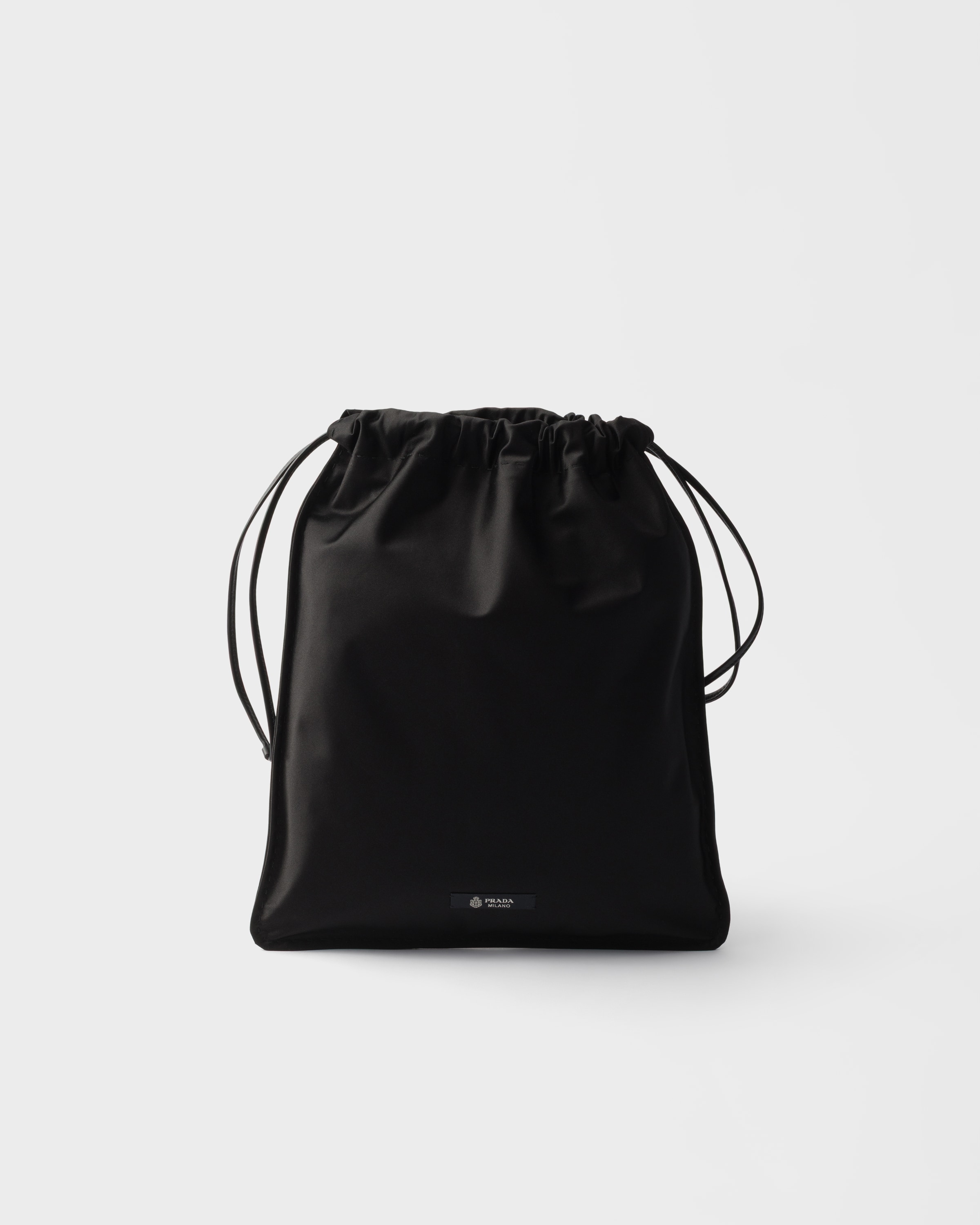 Prada Wish 絲綢公爵夫人手拿包