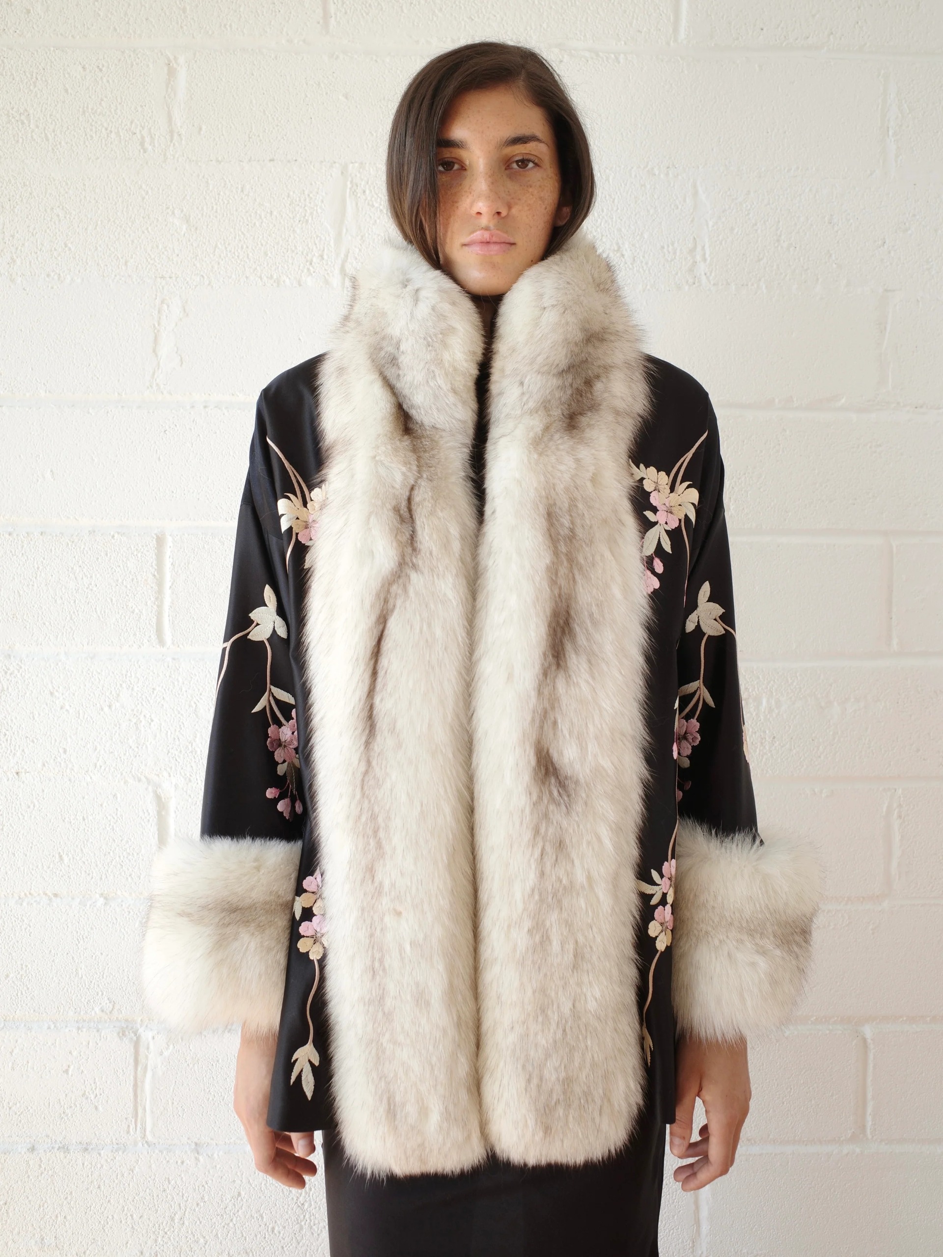 Conner Ives，Demi Couture 重構復古皮草與絲綢長袍