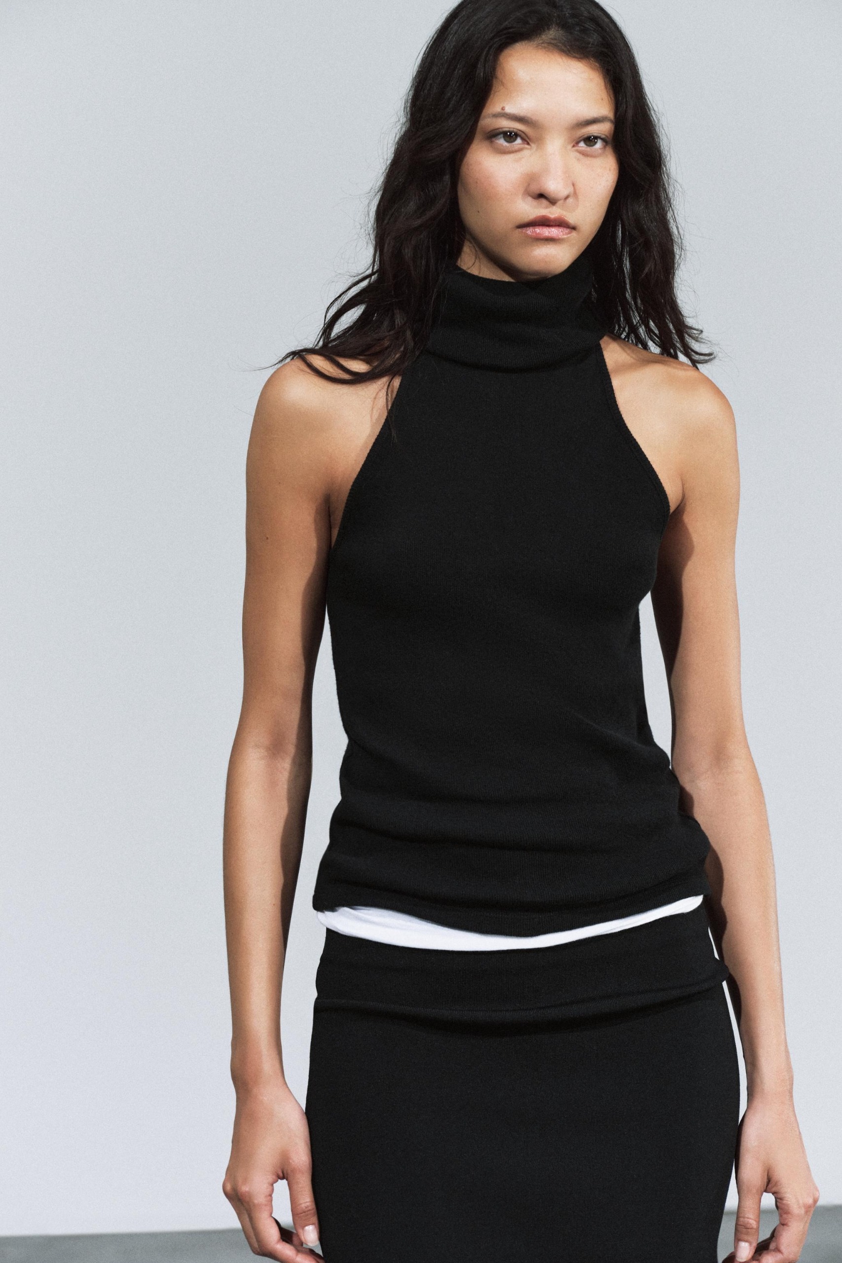 zara，高領上衣