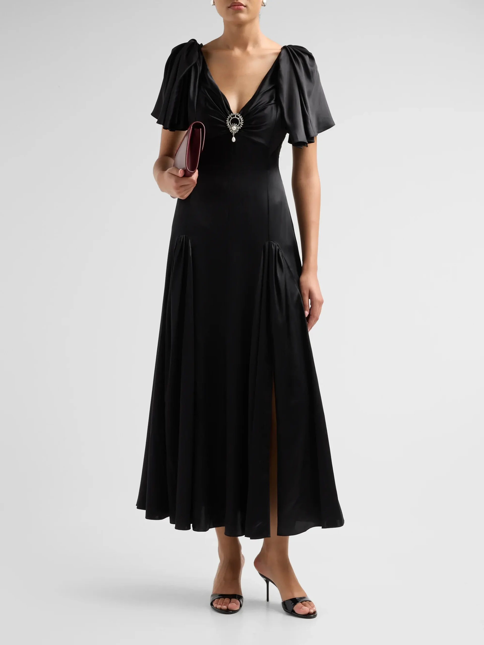 Ambriella 絲質長洋裝