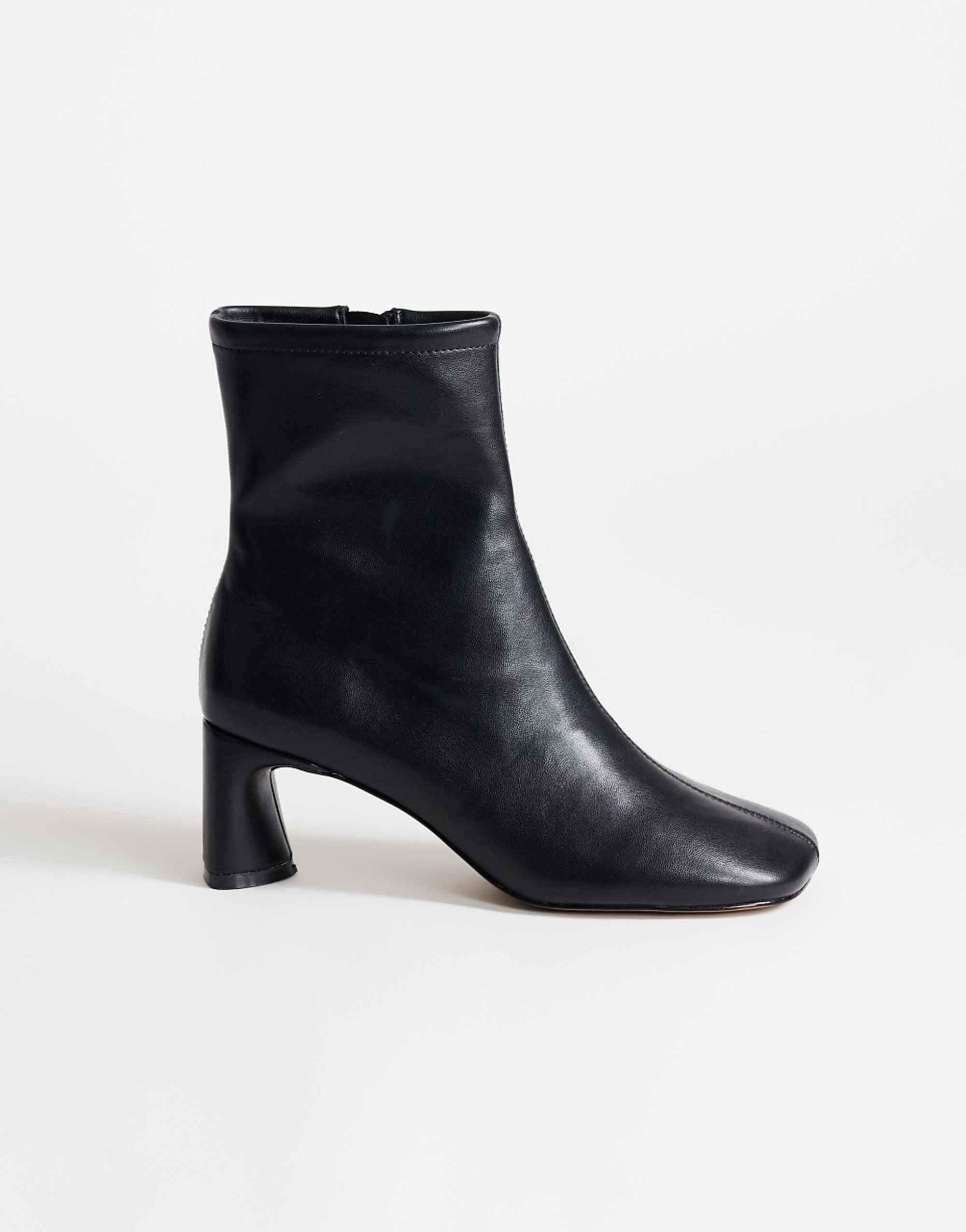 Topshop Kenna 黑色粗跟踝靴
