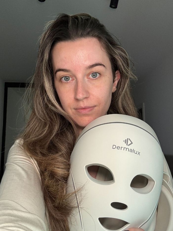 美容副編輯 Grace Lindsay 測試 Dermalux LED 面膜