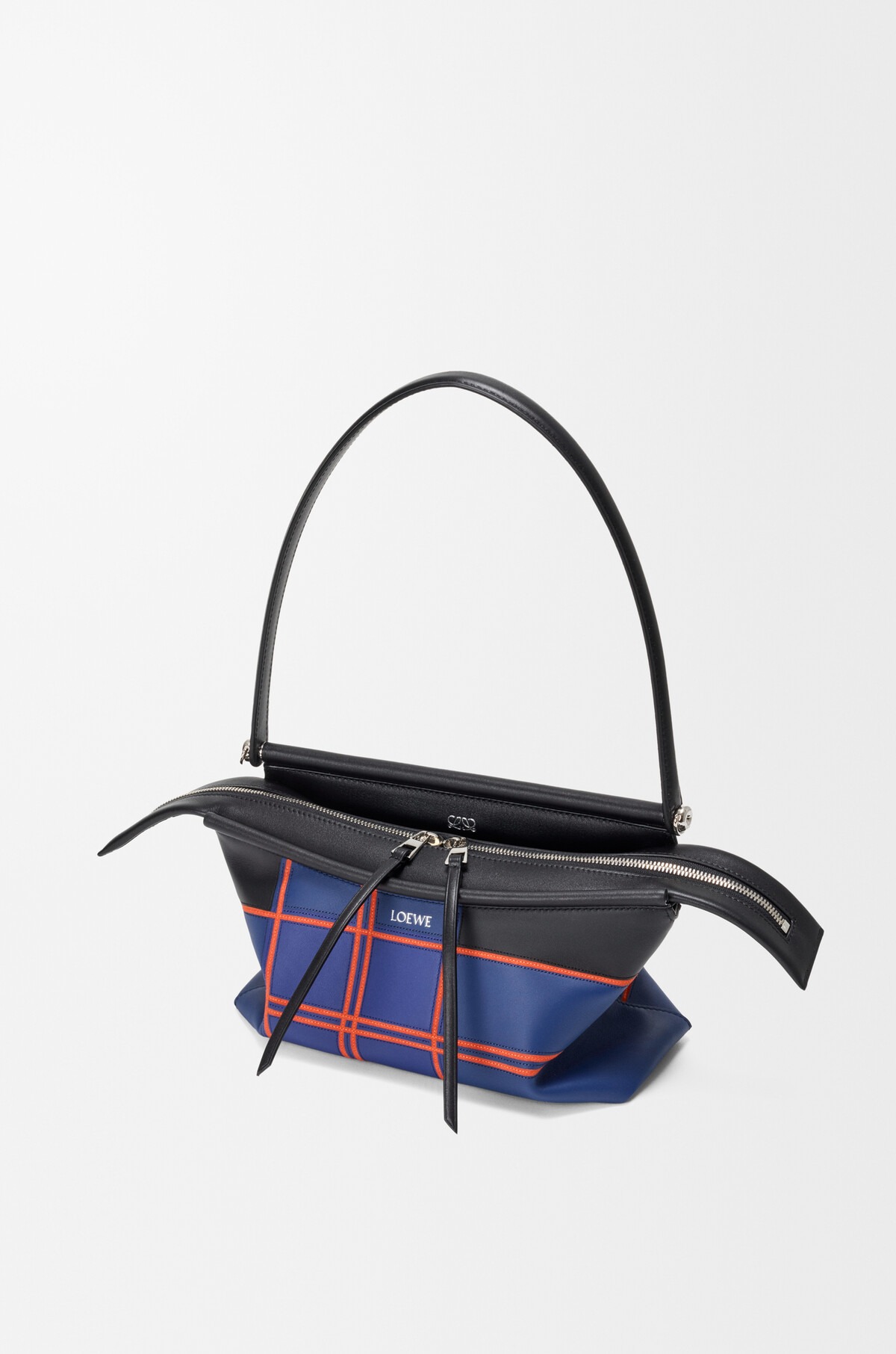 Loewe，小晶須包