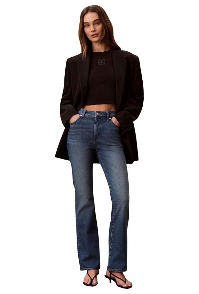 Calvin Klein，微喇牛仔褲