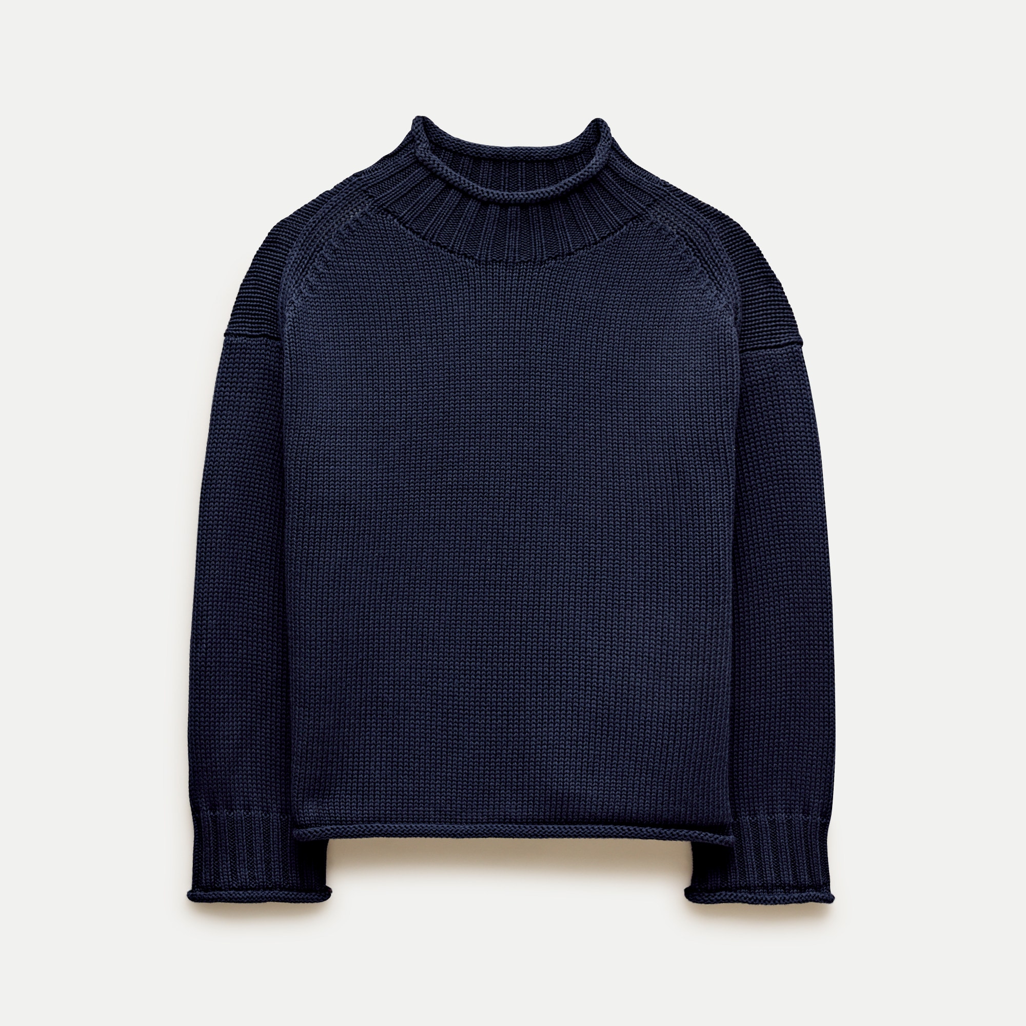 2025 年 Rollneck&trade；毛衣