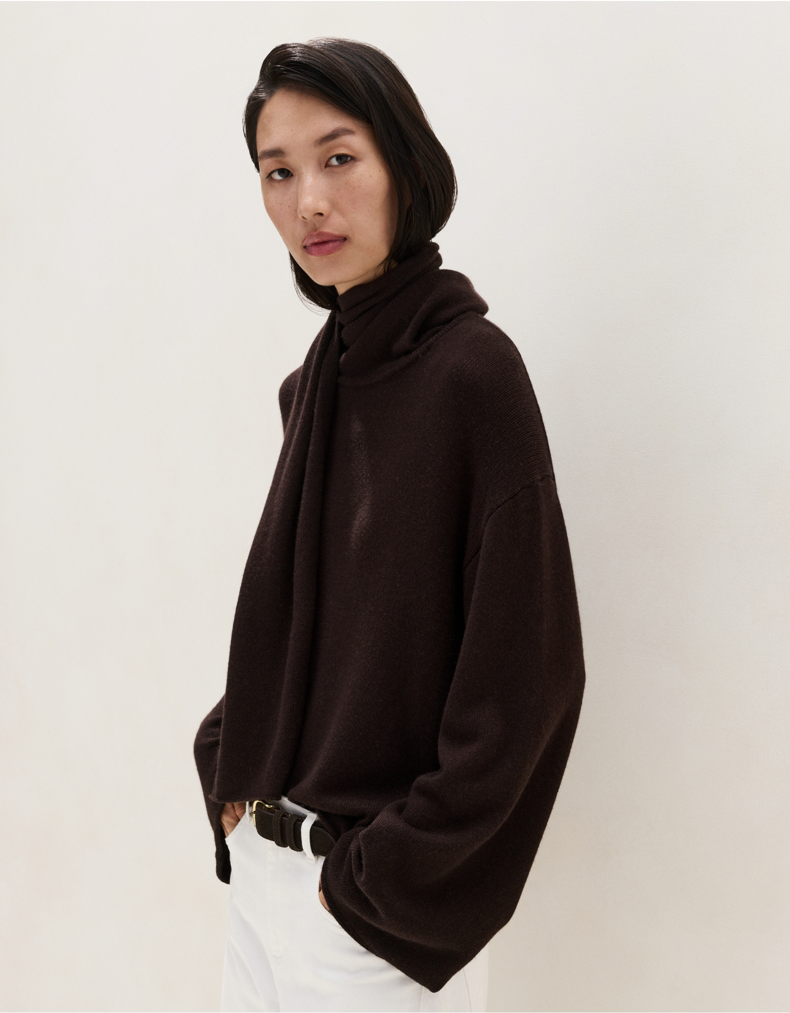 The White Company，圍巾毛衣