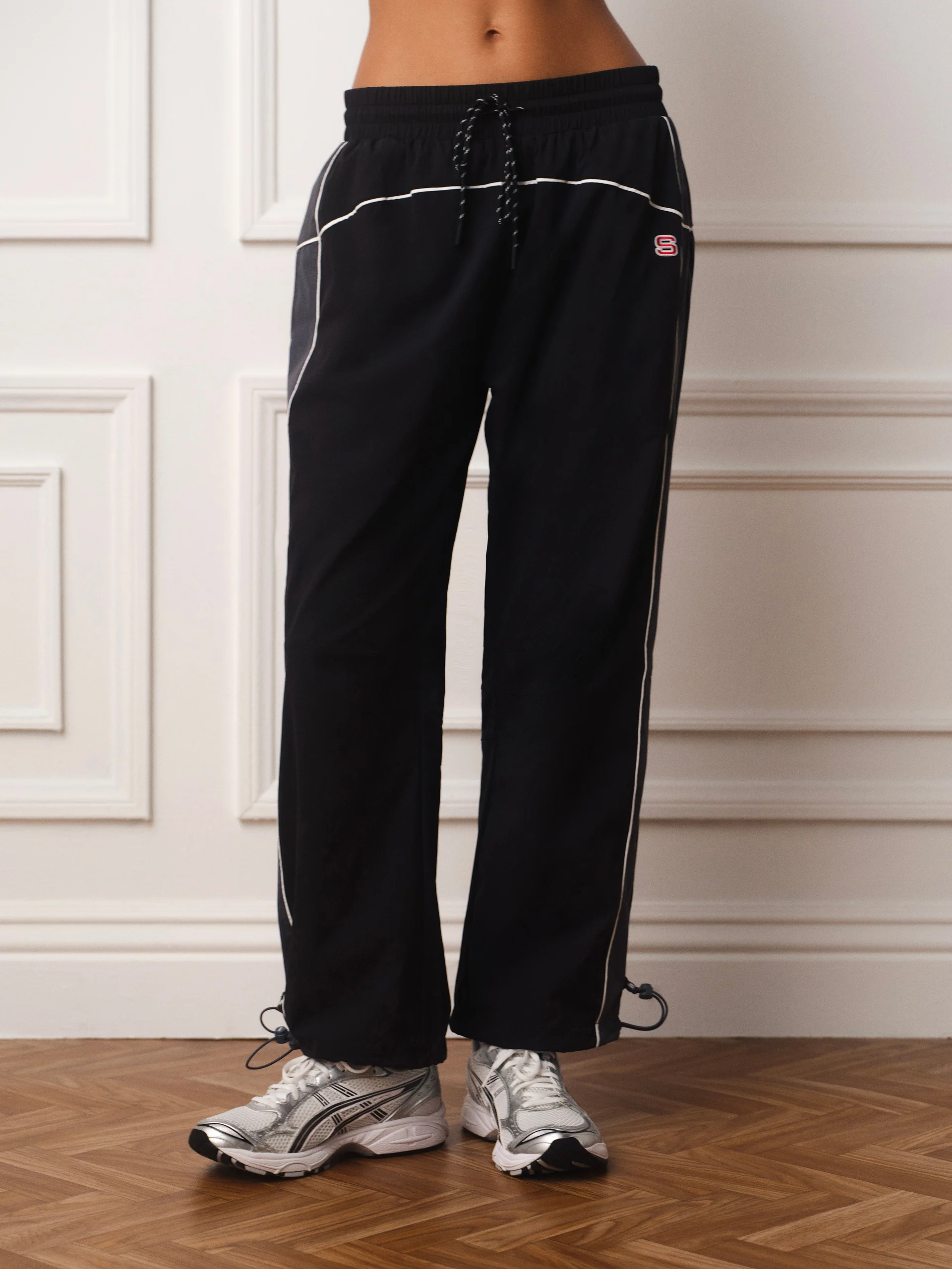 套裝，TrackBarrelPants